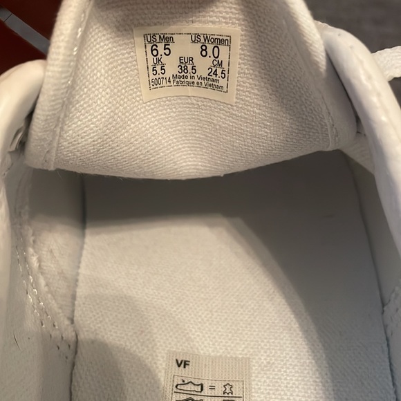 Vans leather white platform sole like new. - Picture 5 of 5